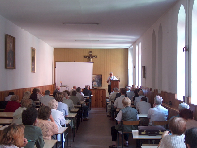 Prelego en salono Zamenhof