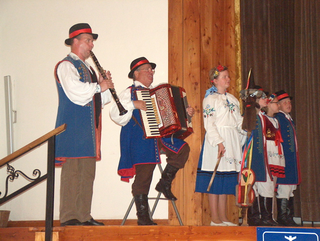 Ensemblo Słunoszka (sunetoj), el Kaŝubio